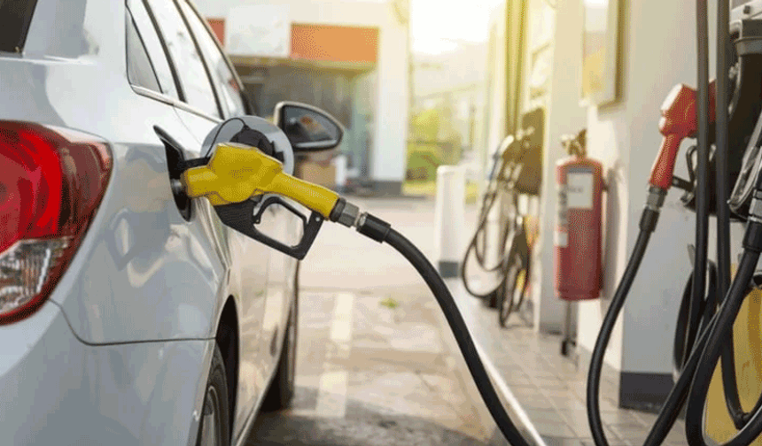 Akaryakıt zamlarına fren: Eşel mobil sistemi devrede