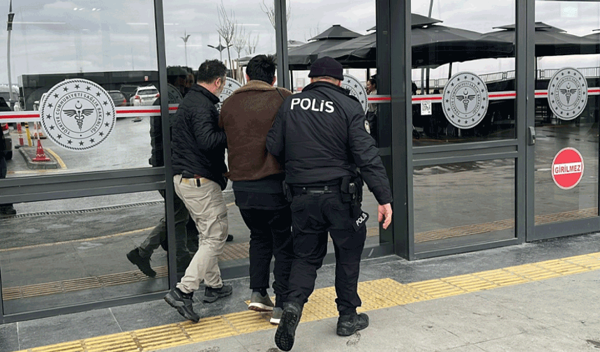 Eskişehir’de otobüs durağında yasaklı madde kullanan şüpheli yakalandı