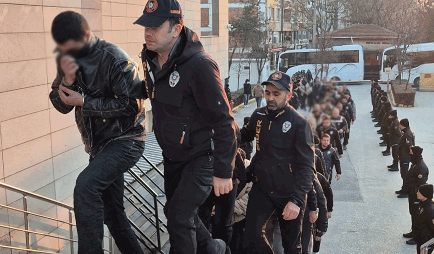 Eskişehir’de yasa dışı bahis ve dolandırıcılık operasyonunda 32 tutuklama