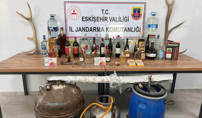 Eskişehir’deki baskında ele geçirilenler hayrete düşürdü: Kaplumbağa detayı şoke etti