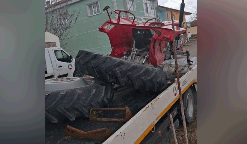 Nevşehir'de otomobille traktör çarpıştı: 2 yaralı