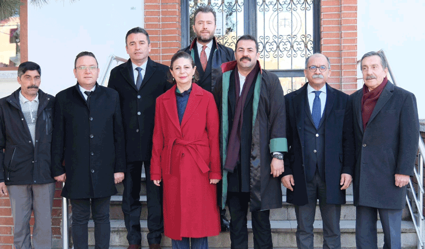 Ünlüce’den net mesaj: “Seçilmiş başkana tehdit kabul edilemez”