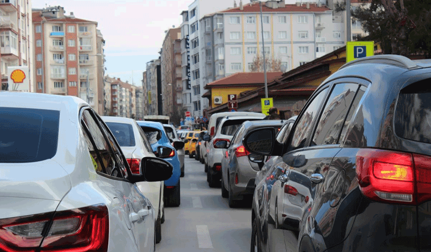 Eskişehir’de araç sayısı 400 bine yaklaştı