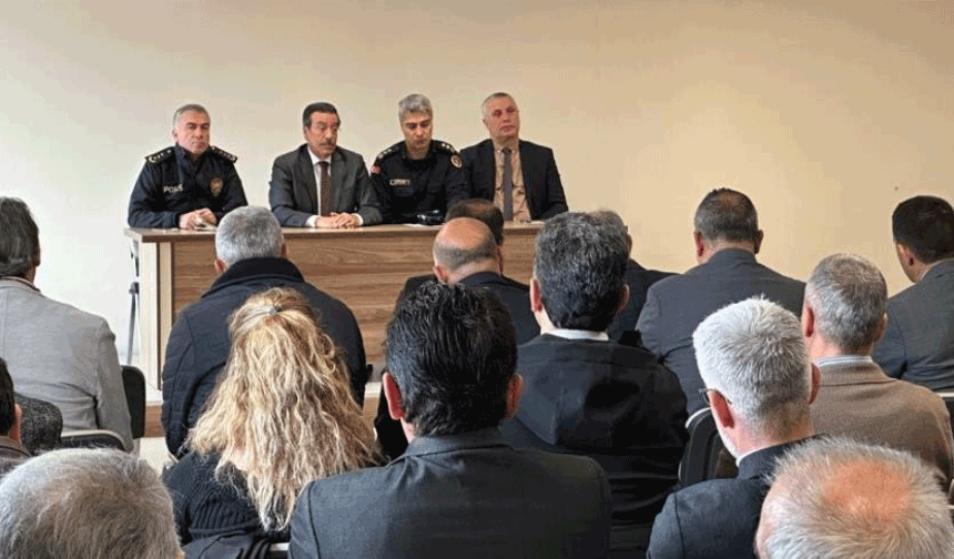 Balıkesir Burhaniye’de okul güvenliği toplantısı yapıldı