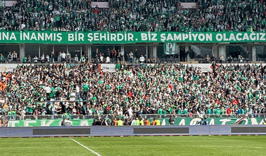 Eskişehir’de Ankara Demirspor-Bursaspor maçı öncesi tribünde kavga