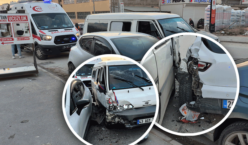 Eskişehir’de zincirleme kaza: 2’si çocuk 3 yaralı var