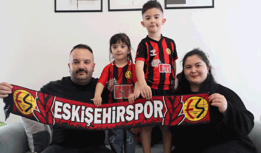 Eskişehirspor sevdası yaş tanımıyor: Minik taraftar harçlıklarını bağışladı