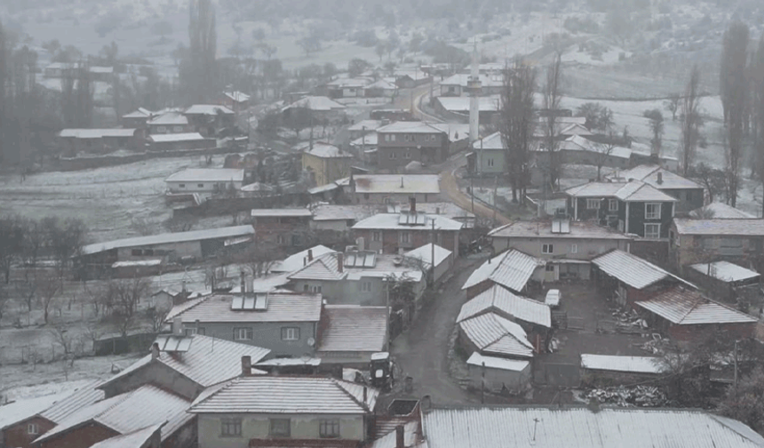 Mihalıççık beyaza büründü