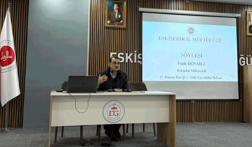 Milletvekili Dönmez: ‘’Gençlerin ilgisi umut verici ‘’