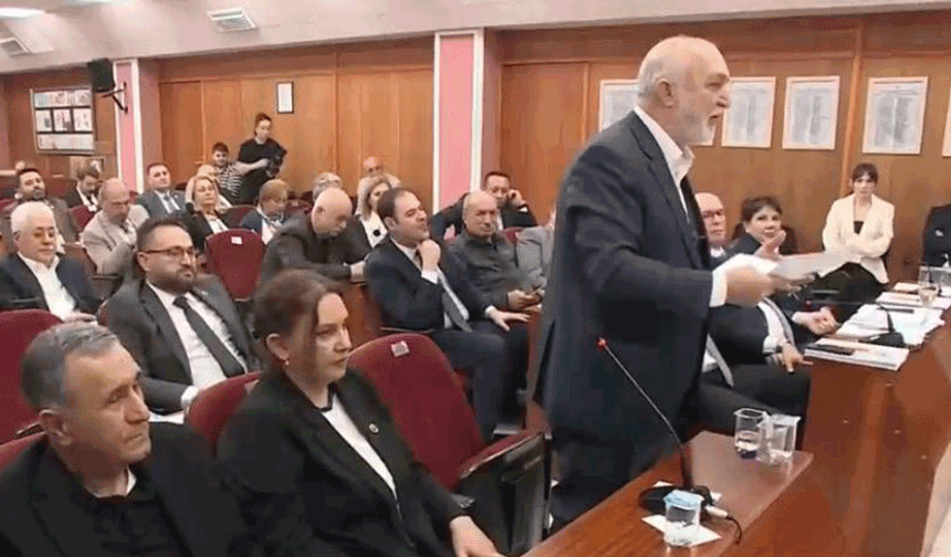 Odunpazarı’nda gerginlik: AK Parti meclis üyeleri salonu terk etti