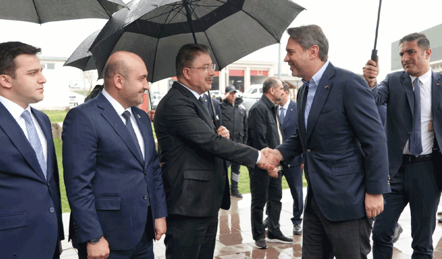 Bakan Alparslan Bayraktar, Eskişehir’de