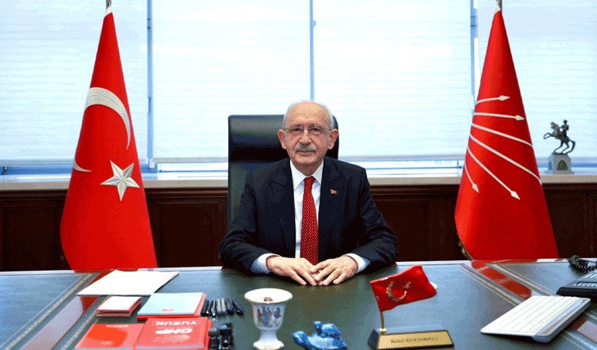 İşte ilk fotoğraf! Kılıçdaroğlu 2 buçuk yıl sonra CHP binasında