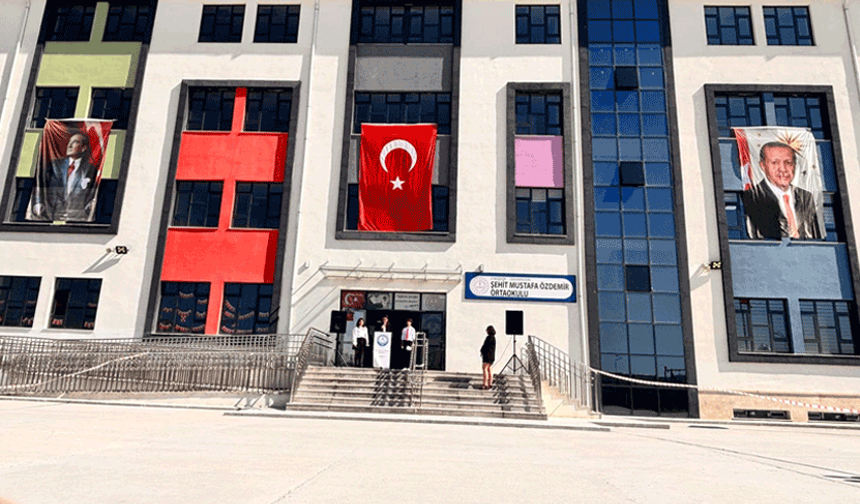 Türk Eğitim-Sen’den Atatürk posteri tartışmasına açıklama
