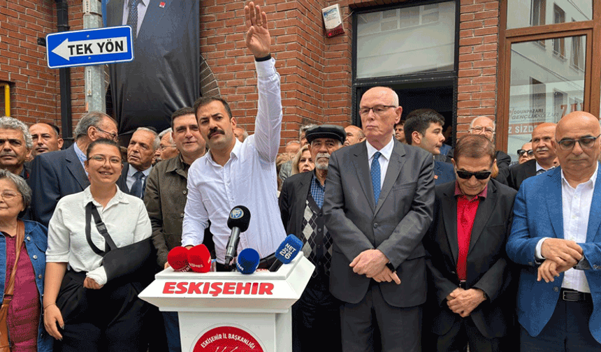 Yalaz: "Partililerimizi arayıp "Talat Yalaz ile misin, bizle misin" diye soruyorlar"