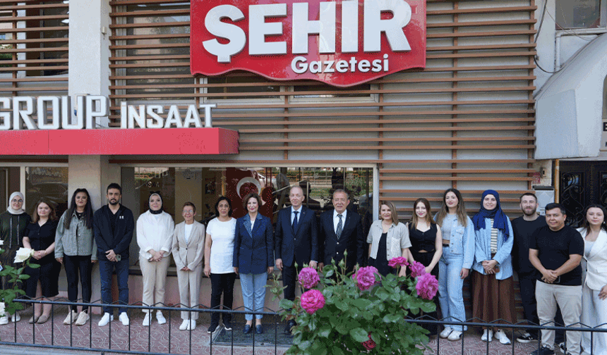 Başkan Ayşe Ünlüce’den 19. yaşını kutlayan Şehir Gazetesi’ne anlamlı ziyaret