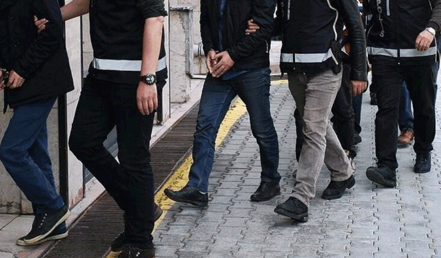 Eskişehir’de zehir tacirlerine darbe: 3 tutuklama, 40 şüpheliye işlem