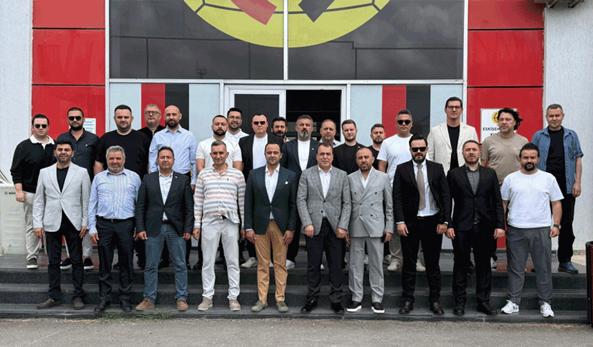 Eskişehirspor’un 61. yılında MHP Eskişehir heyetinden ziyaret