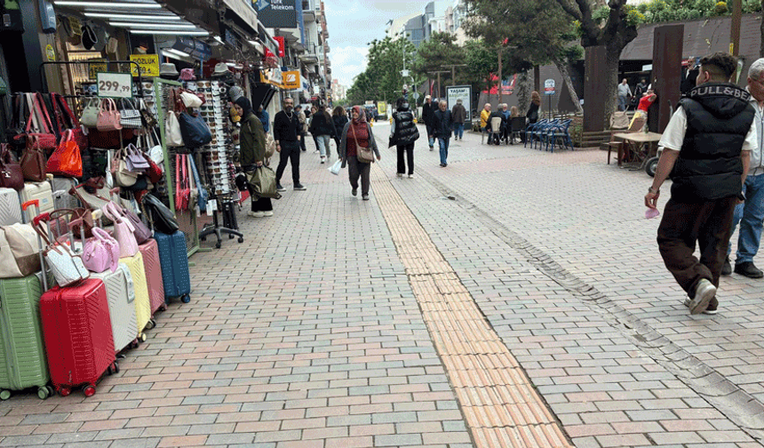 Esnafın gözü kulağı gurbetçide