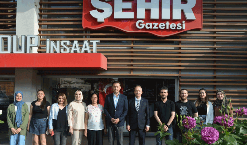 Nebi Hatipoğlu’ndan Şehir Gazetesi’ne 19.yıl dönümü ziyareti