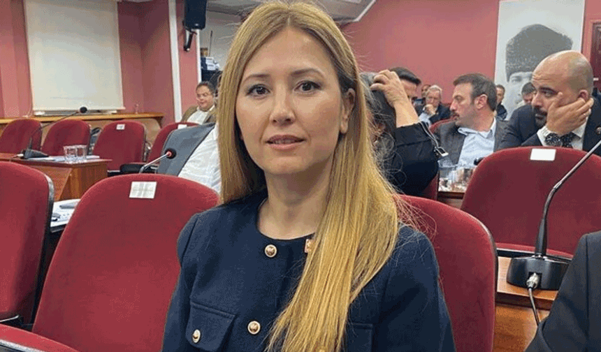 CHP Eskişehir Kadın Kolları Başkanı görevden alındı