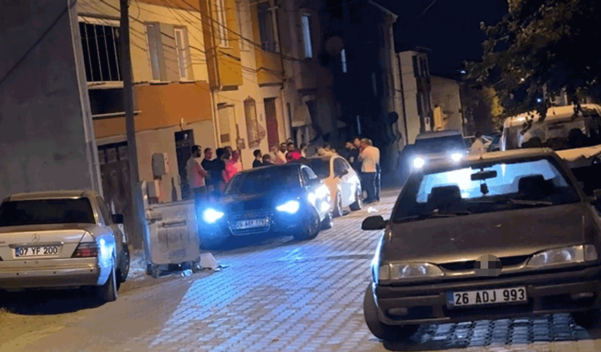 Eskişehir'de iki grup arasında kavga: 1'i polis 7 yaralı