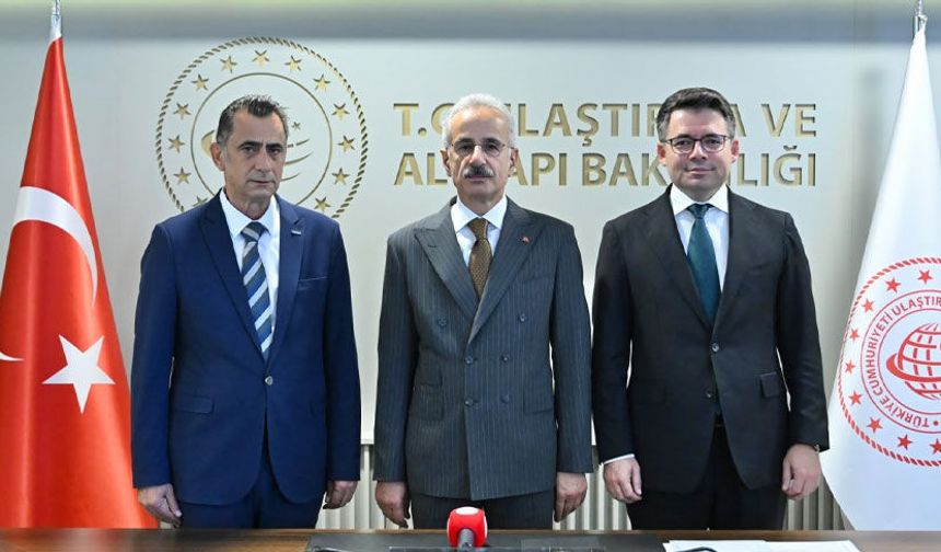 Bakan Uraloğlu duyurdu: Eskişehir’de üretilen yerli ve milli lokomotife TSI sertifikası