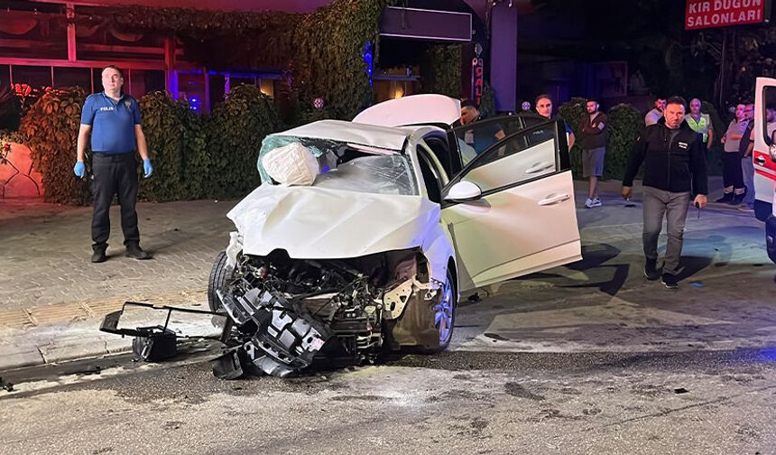 Bursa'da otomobil ile cip çarpıştı: 2 güvenlik görevlisi hayatını kaybetti