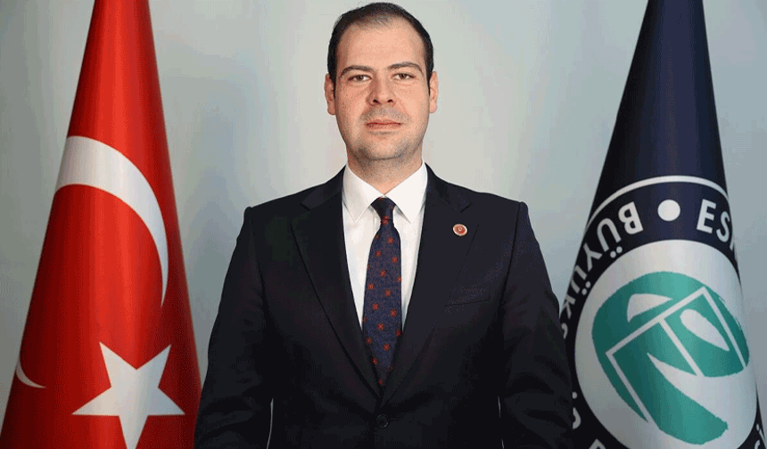 Çağrı Özeçoğlu Belediye Meclis Üyeliği'nden istifa etti