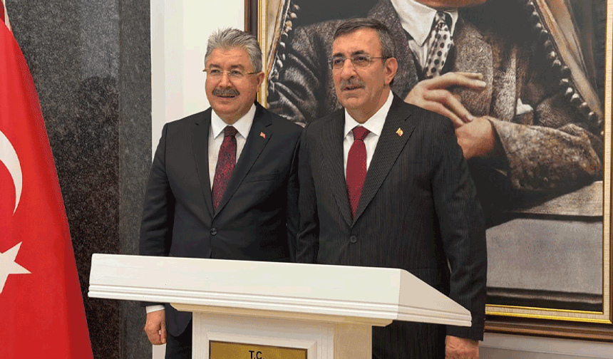 Cumhurbaşkanı Yardımcısı Cevdet Yılmaz'dan Vali Erdinç Yılmaz’a ziyaret!