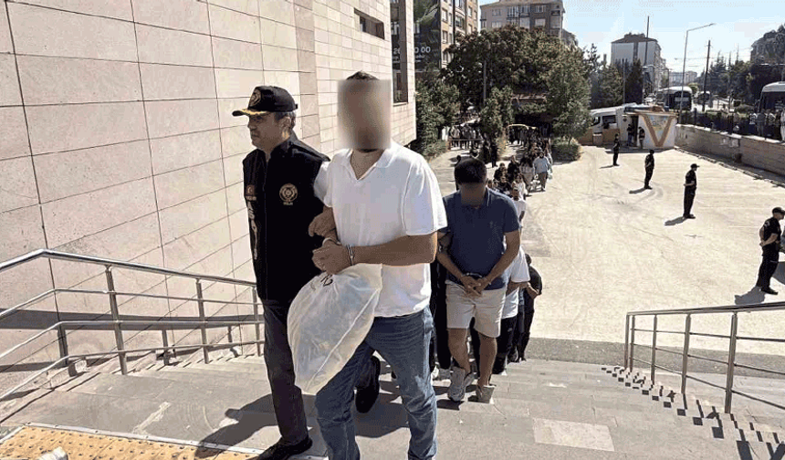 Eskişehir merkezli 19 ilde modem dolandırıcılığı operasyonunda 53 tutuklama