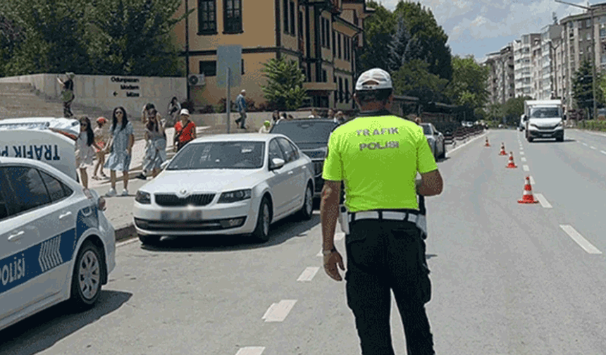 Eskişehir’de trafik denetimleri sıkılaştı: Bir haftada 7 bini aşkın ceza