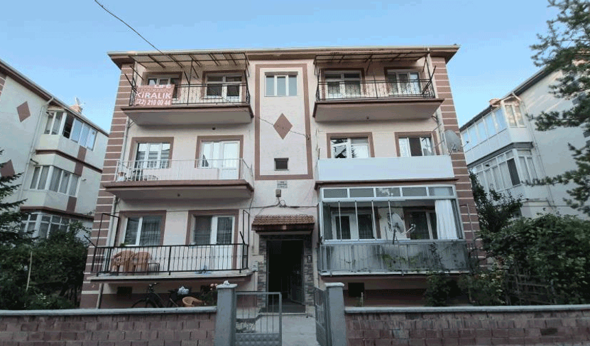 Eskişehir'de 43 yaşındaki adam evinde ölü bulundu