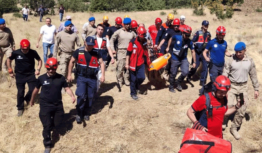 Eskişehir'de kayıp vatandaş için 177 kişilik ekip sabaha kadar çaba gösterdi