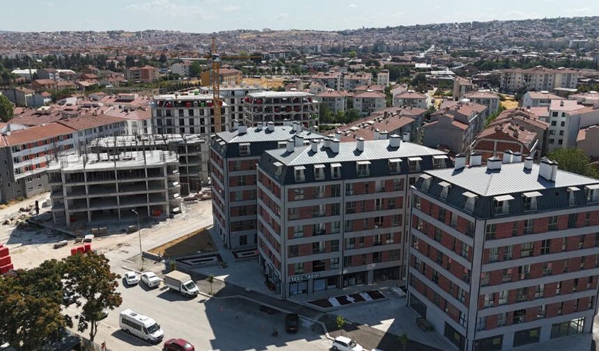 Gündoğdu’daki kentsel dönüşüm çalışmaları tüm hızıyla sürüyor