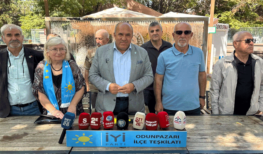 İYİ Parti Odunpazarı İlçe Başkanı Gürol Yer: “Esnafın yalnızlığı artık çok net”