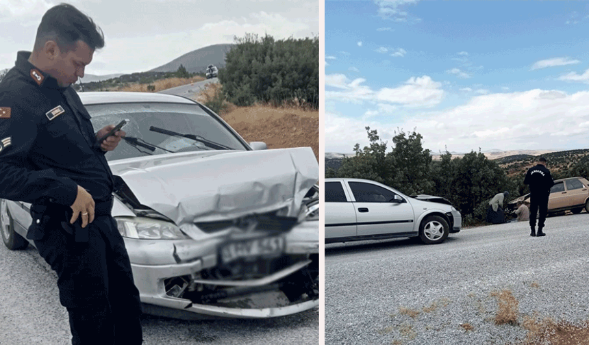 Sivrihisar'da otomobiller kafa kafaya çarpıştı: 1'i ağır 2 yaralı