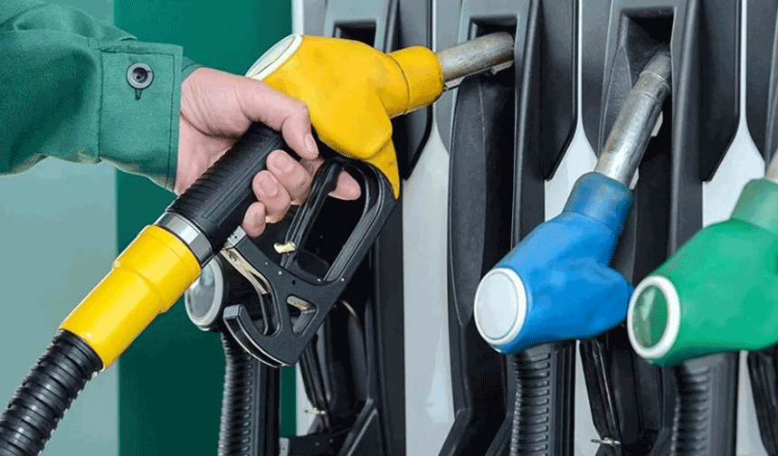 Tarihte bir ilk: Motorin bu gece 100 lirayı aşıyor