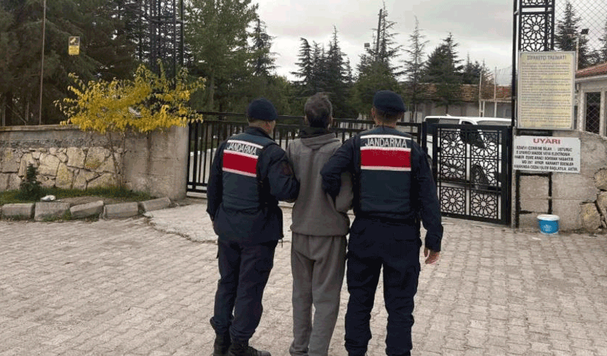 Afyon'da jandarma aranan 42 kişiyi yakaladı