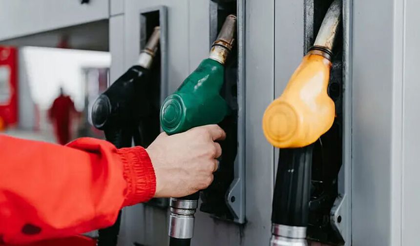 Akaryakıtta tabelalar değişiyor: Motorine büyük zam geliyor
