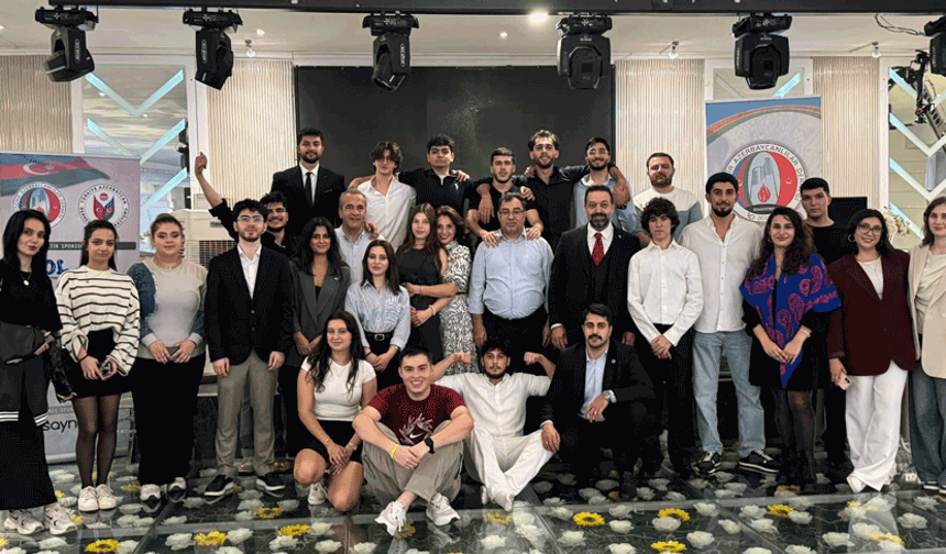 Eskişehir'de Azerbaycan'ın yeniden bağımsızlığının 35. yılı coşkuyla kutlandı