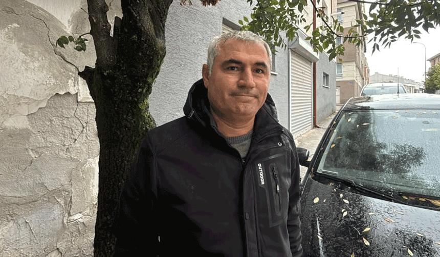 Eskişehir'de park halindeki araçların dikiz aynalarını kırdı
