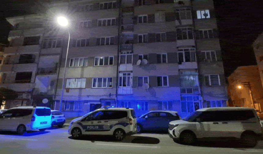 Eskişehir'de şüpheli ölüm: Cenazesini oğlu buldu