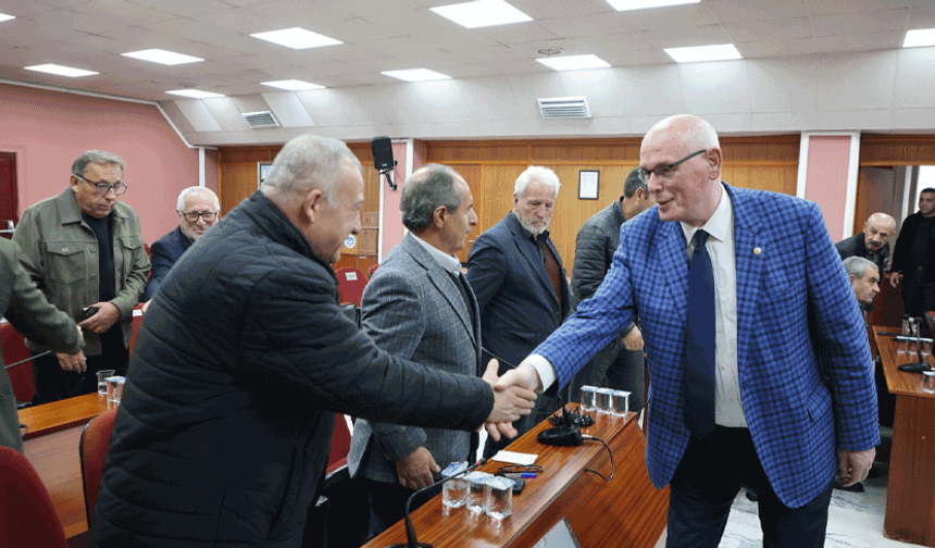 Kazım Kurt: "Milletvekilleri gelsin sorunları görsün"
