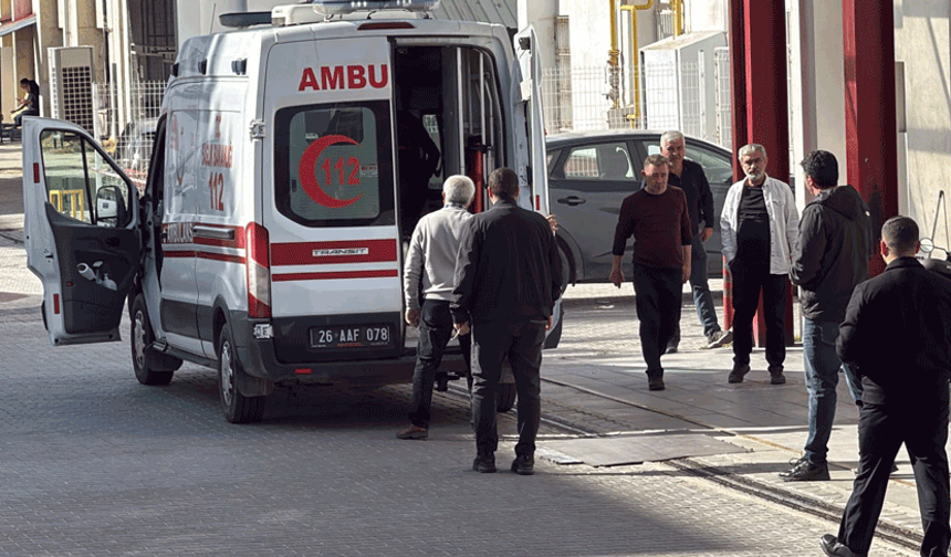 Sivrihisar'da korkunç kaza: Traktör şaftına kolunu kaptırdı, durumu ağır