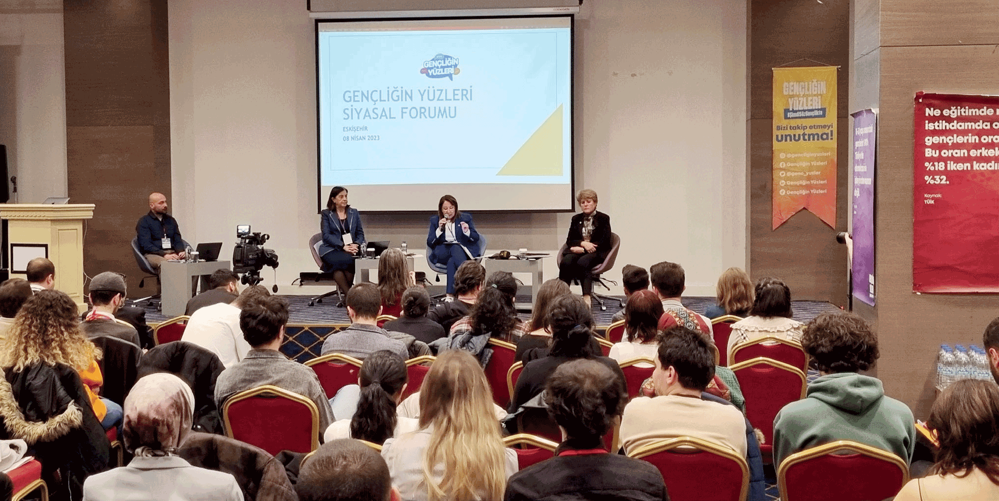 gencler-adaylari-beklerken-gelene-sasirmis-nazim-aydin