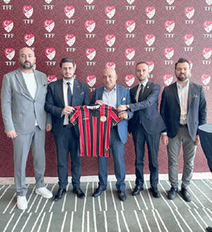 tff-aciklasa-da-herkes-huzura-erse-nazim-aydin1