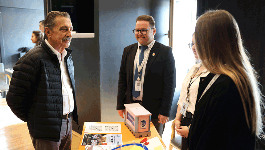 Başkan Ataç: "Gençlerin sözü, enerjisi ve hayali bu kentin geleceğidir"