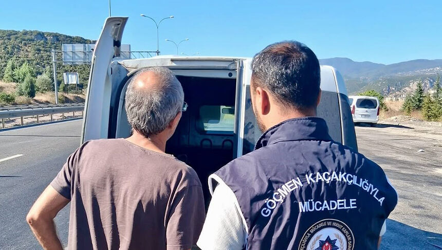 Bilecik'te düzensiz göçe geçit yok