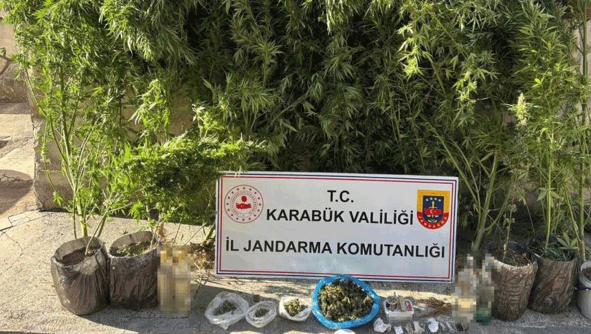 Karabük'te uyuşturucu ve kaçakçılık operasyonu: 3 kişi gözaltına alındı