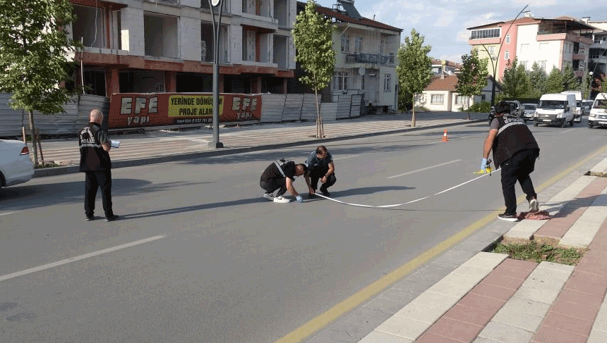 Malatya'da otomobilin çarptığı yaşlı adam ağır yaralandı